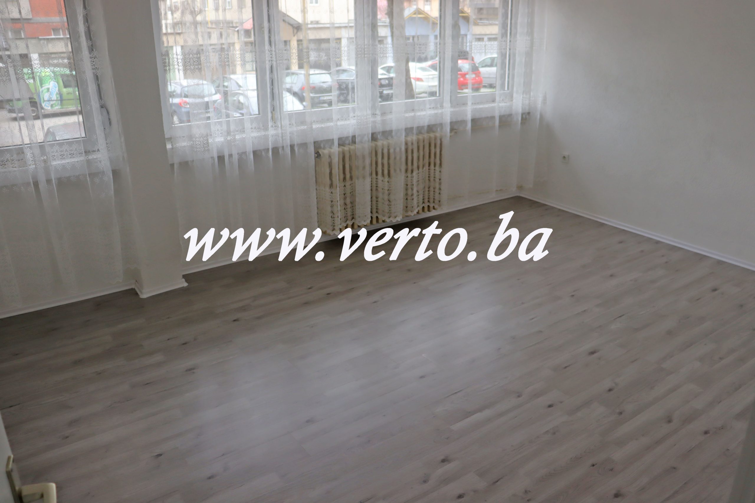 Prodaje se dvosoban stan 45 m2, Bulevar, Tuzla