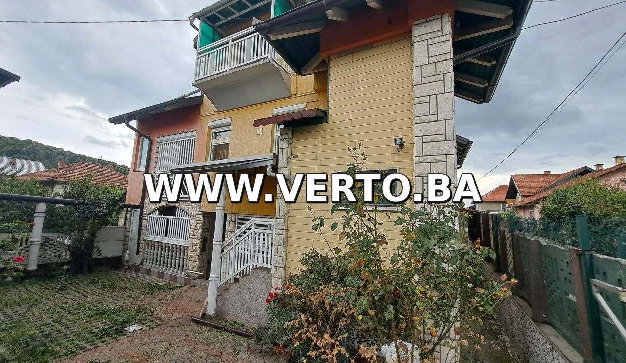 Kuća 93 m² sa garažom na parceli 338 m² – Krojčica, Babice Laude, Tuzla