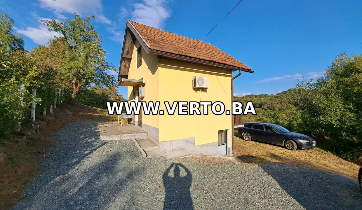 Vikendica 54 m2 na parceli 2744 m2 Rapače Tuzla